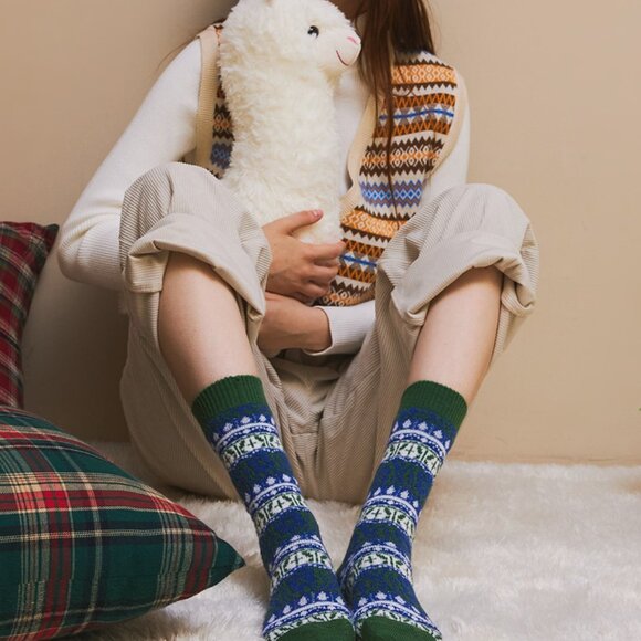 Women's Nordic Wool Cashmere Crew Socks - Picture 8 of 8